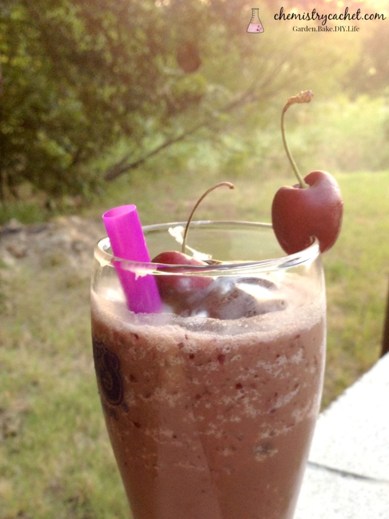 Easy, Healthy Chocolate Covered Cherry Smoothie chemistrycachet.com