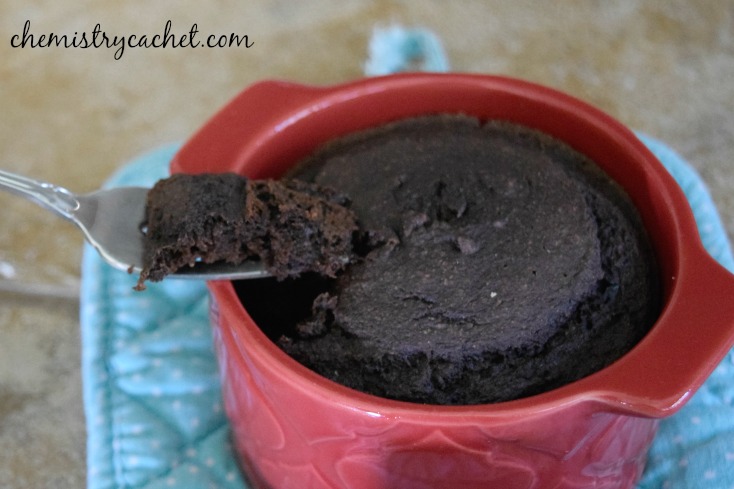 So delicious, easy healthy chocolate fudge cake for two!