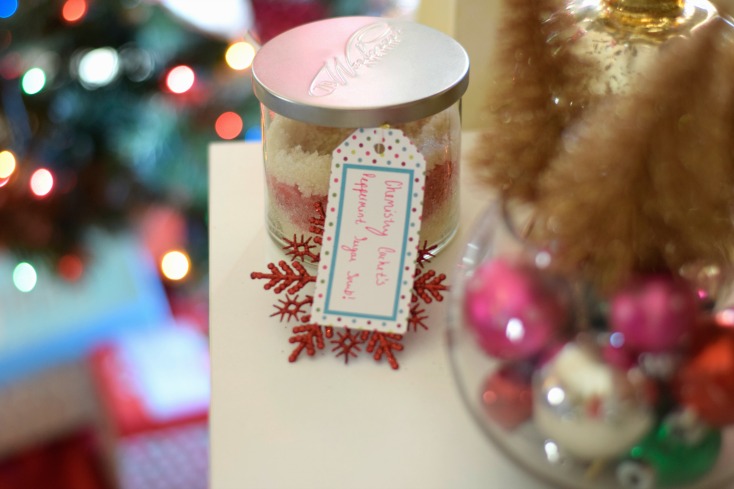 The Best DIY All Natural Peppermint Sugar Scrub. No food coloring! Natural peppermint scrub on chemistrycachet.com