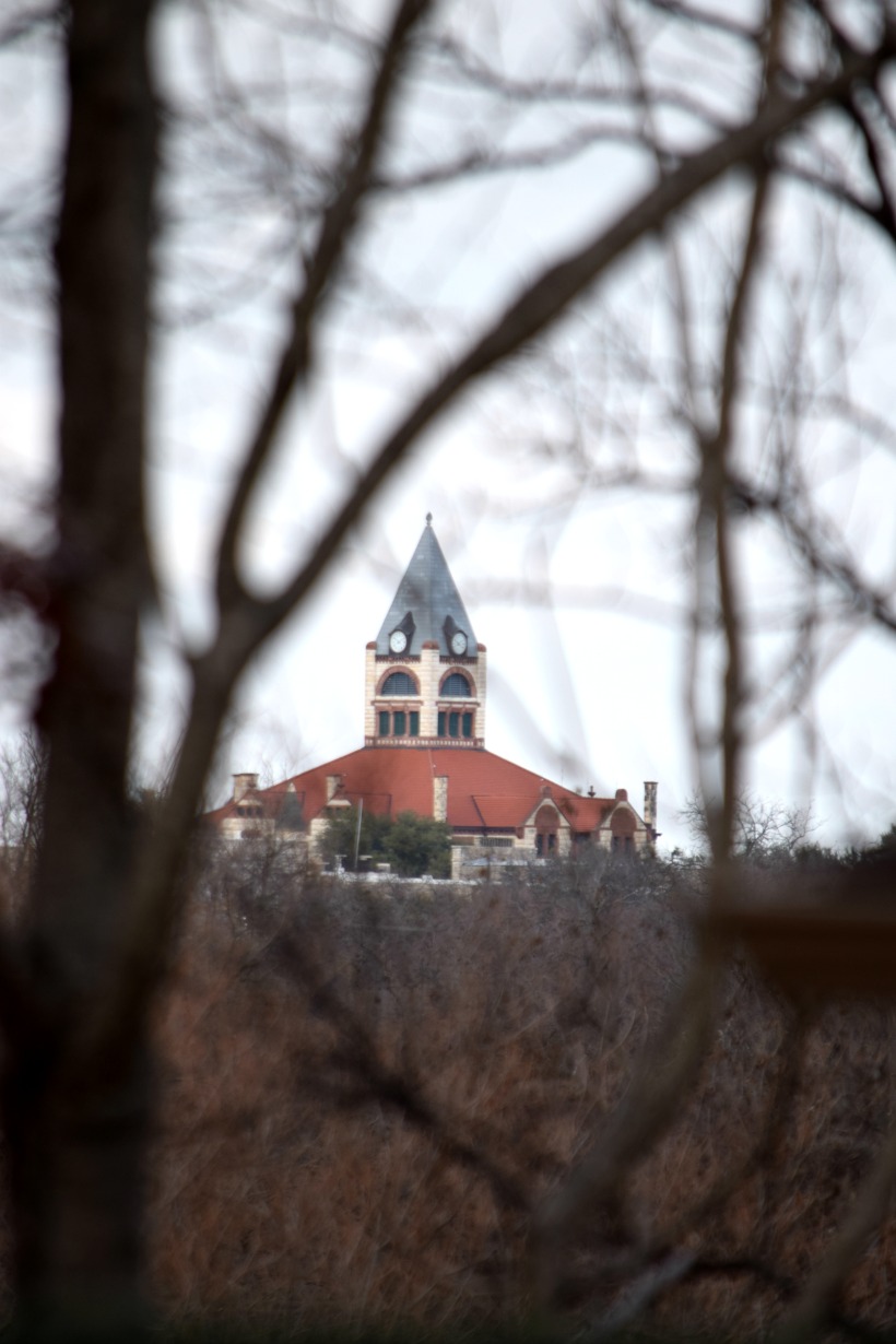 Warm and Peaceful Christmas. Stephenville, Texas Courthouse on chemistrycachet.com