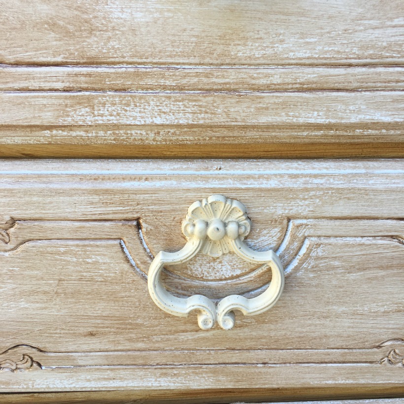 Super quick easy dresser makeover for $11