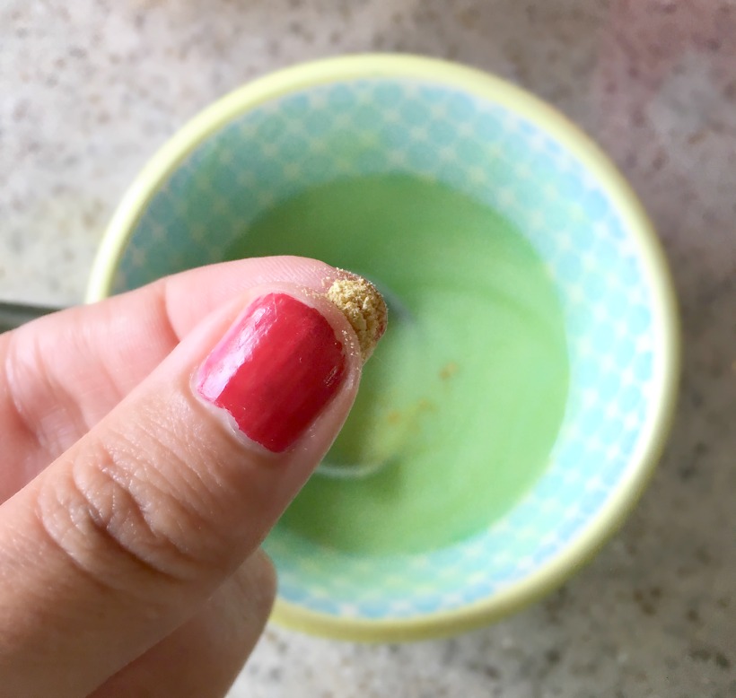 Chemistry Hacks for the Home Homemade Soft Scrub Recipe. Very effective for cleaning and better than store-bought on chemistrycachet.com
