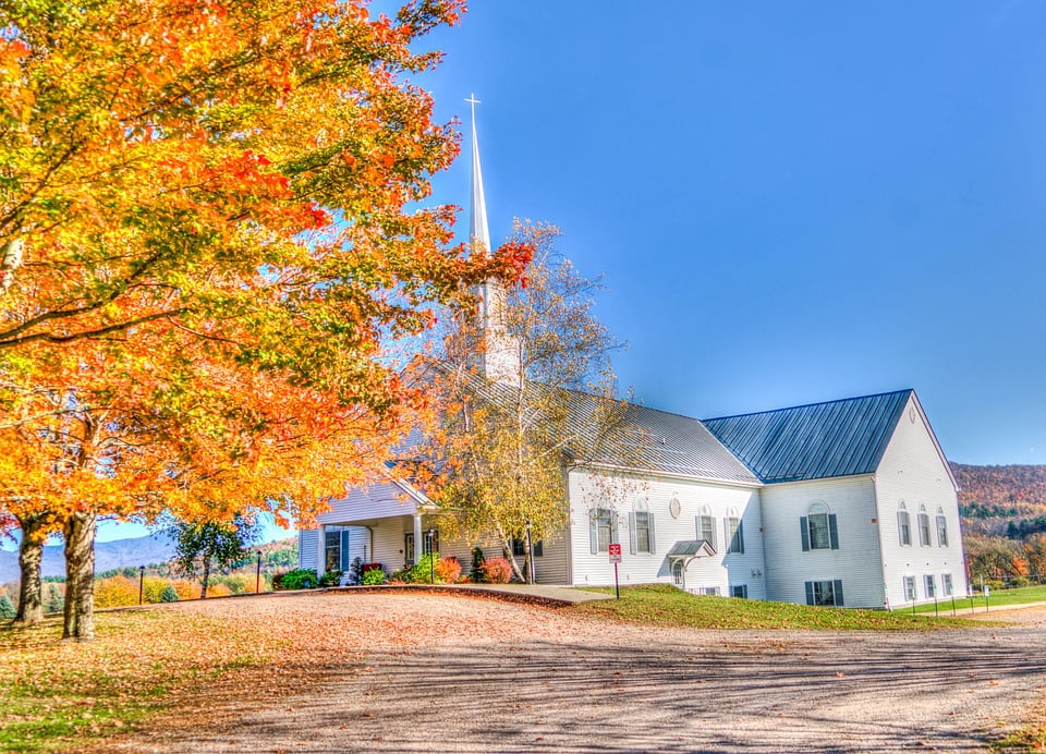 Enchanting Fall Scenes to Make You Feel Cozy & Dreamy