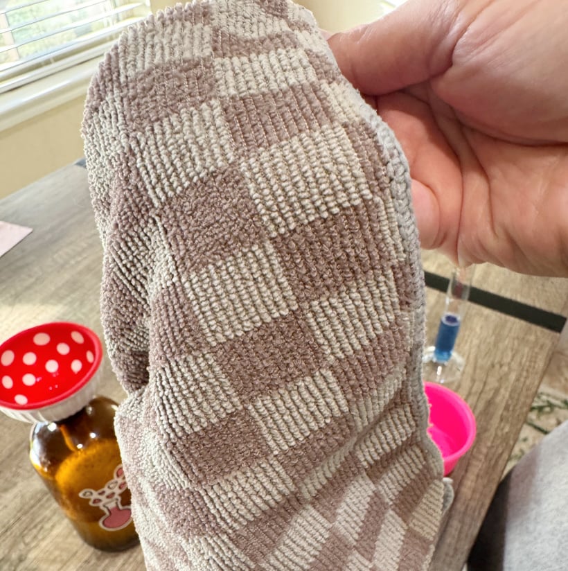 damp microfiber cloth for cleaning window sills