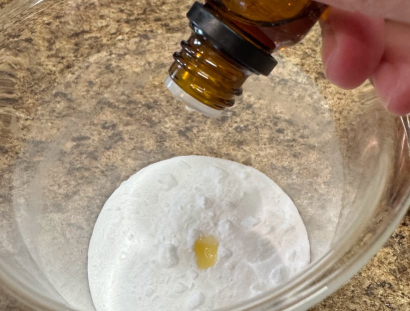 purify essential oil for homemade toilet cleaning powder