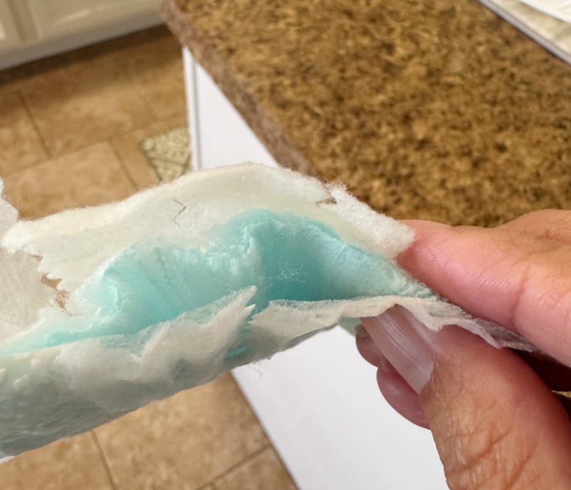 inside this dusting tool refill 