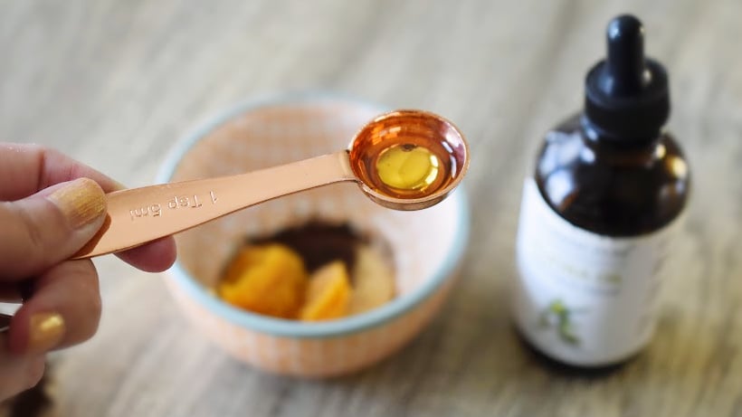 fall skincare tips like DIY pumpkin spice latte lip scrub