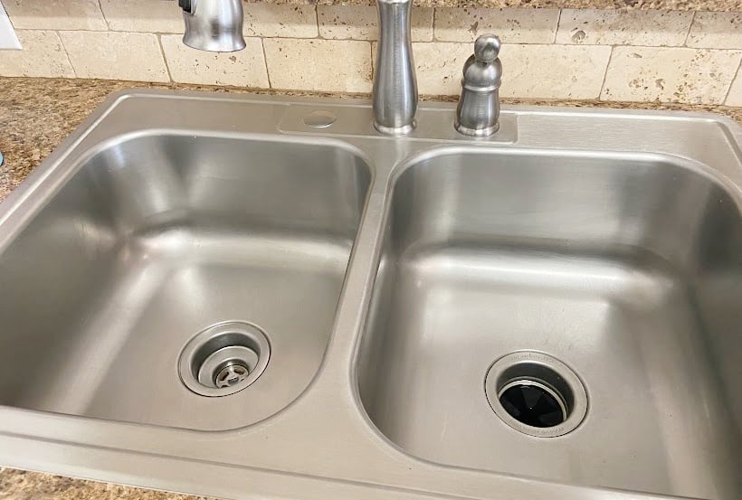 fresh smelling kitchen sink drain