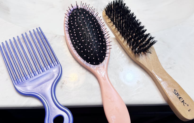 diy hair brush cleaning hack
